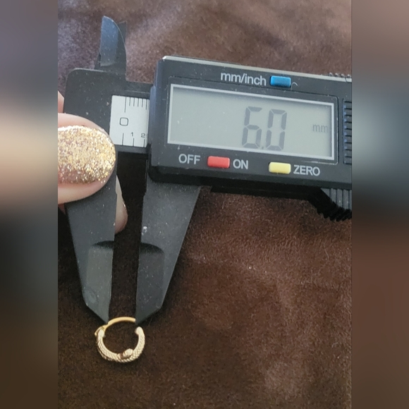 Gold Serpent Septum Clicker - Picture 3 of 5